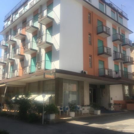 Hotel Britannia Lido di Jesolo Eksteriør billede
