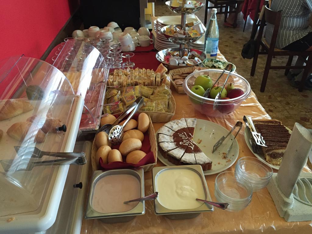 Hotel Britannia Lido di Jesolo Eksteriør billede